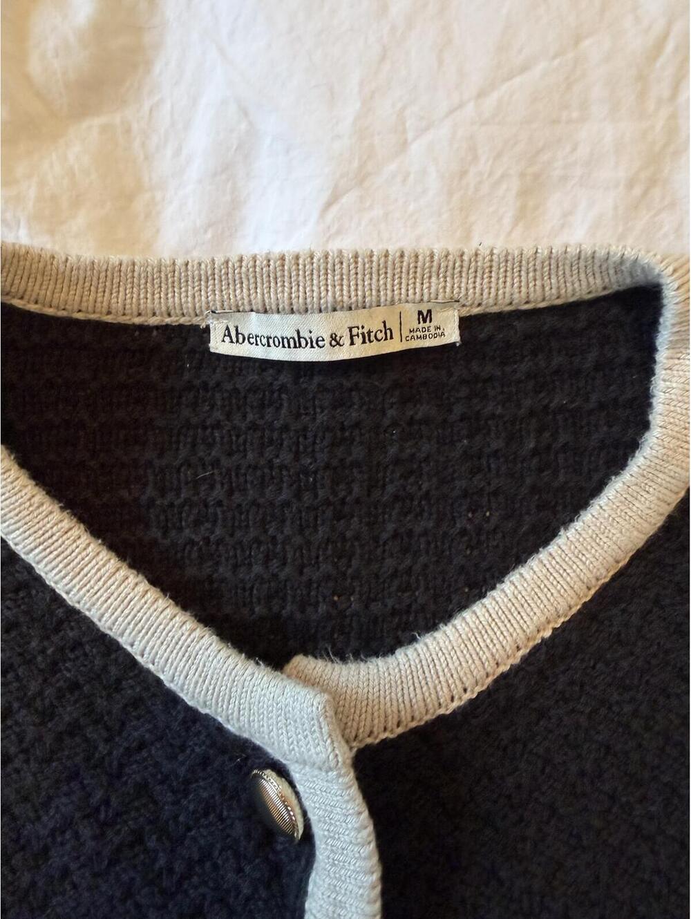 Abercrombie & Fitch Textural Crew Sweater Jacket - Picture 4 of 6